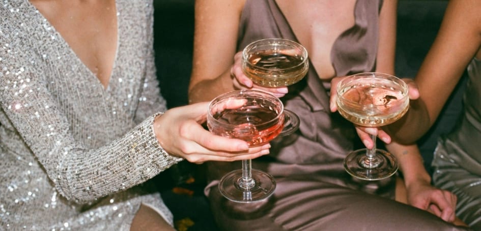 drinks-with-friends
