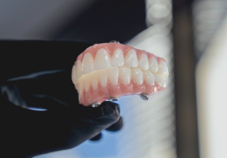 Dental implants at Oasis Dental Studio